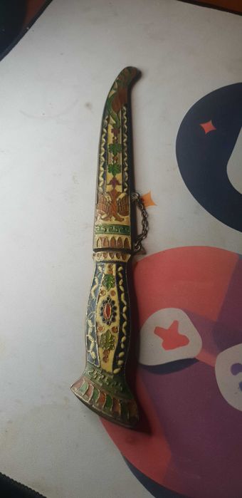 Cutit de bronz vechi