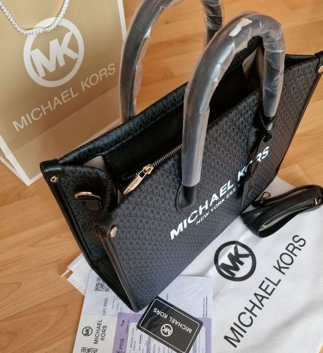 Geanta MK Maxy new model import Italia, curea detasabila, saculet