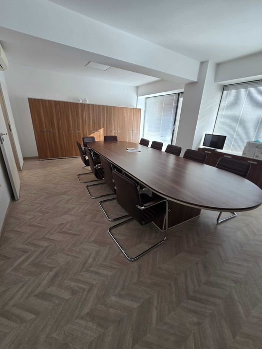 Inchiriez birou penthouse,et.6 Constanta,Bdul Aurel Vlaicu,zona Mava