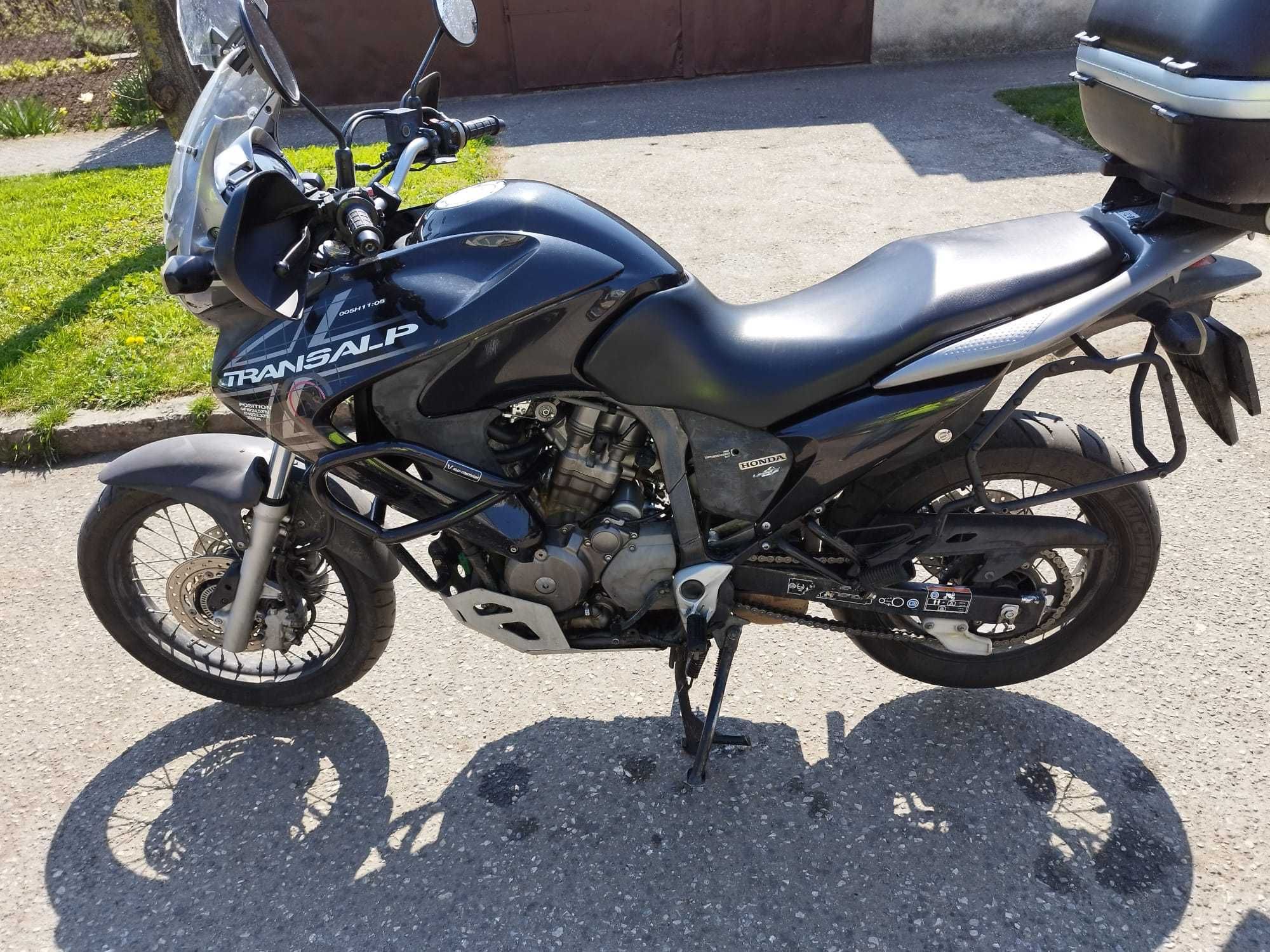 Honda transalp 2011 ABS