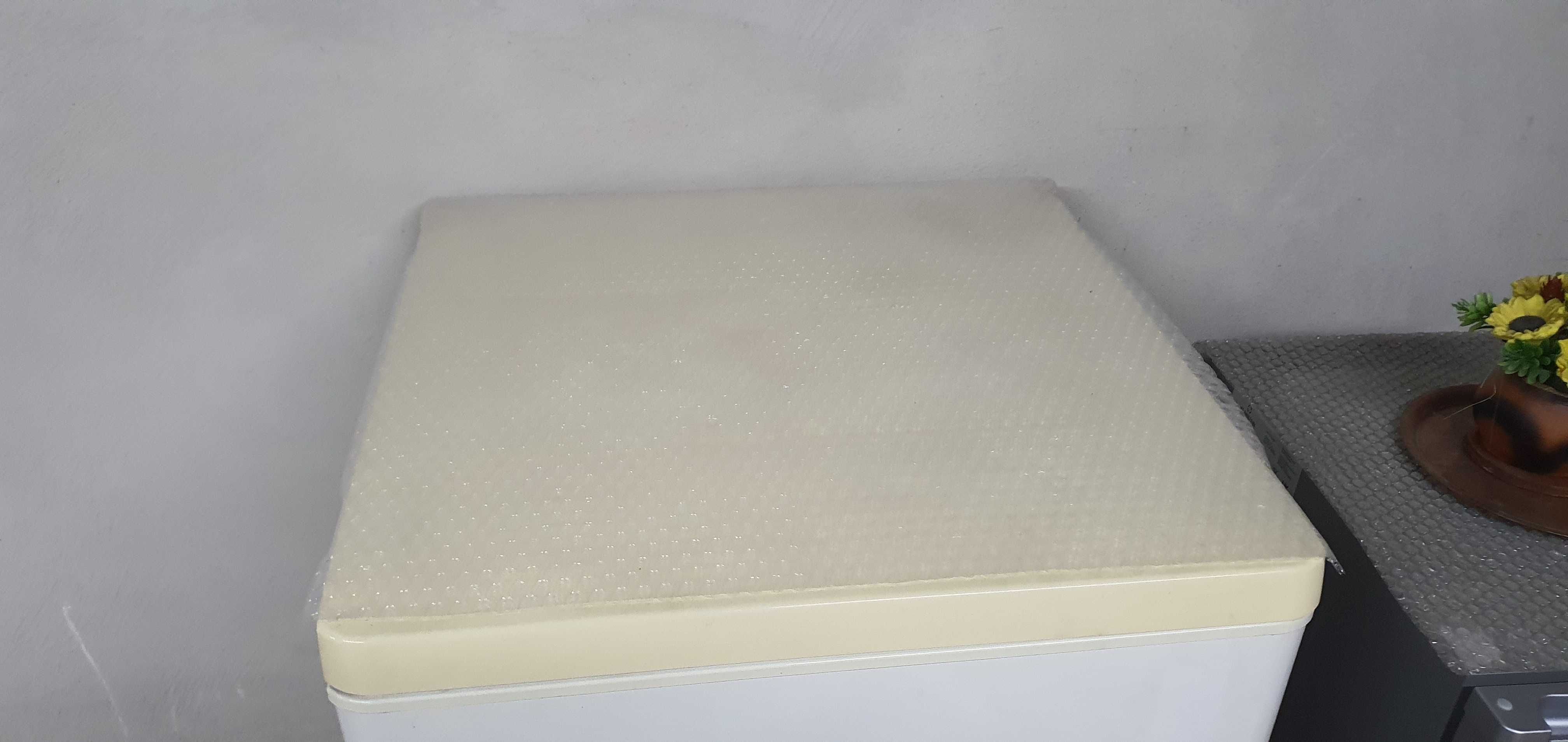Хладилник с 2 врати Zanussi®, 259 л, Клас A+, H 159