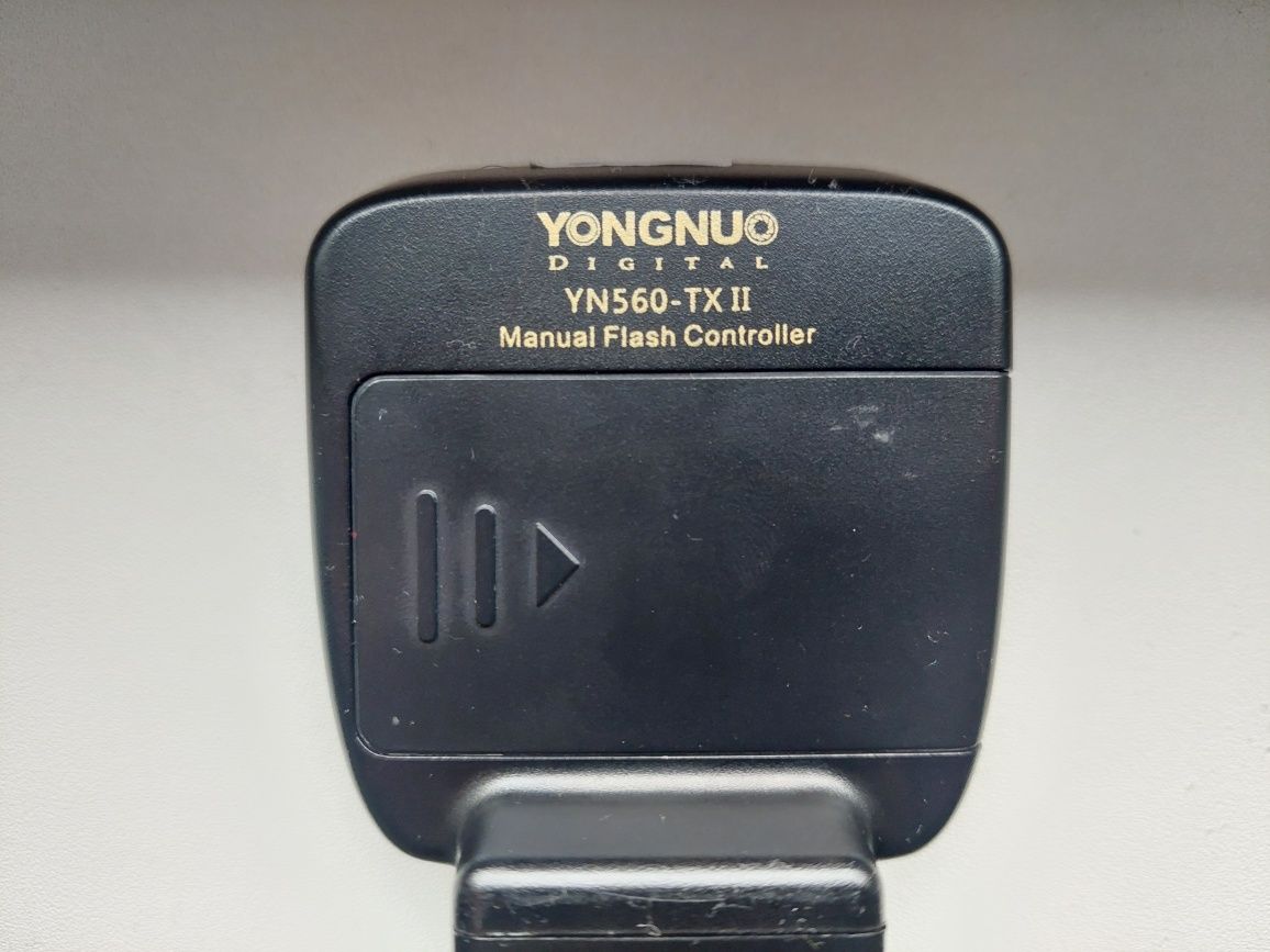 Telecomanda wireless Yongnuo YN560-TX II compatibila Nikon ( 2 Bucăți)