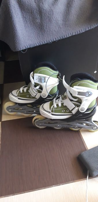 Se vind!!!Role noi,reglabile