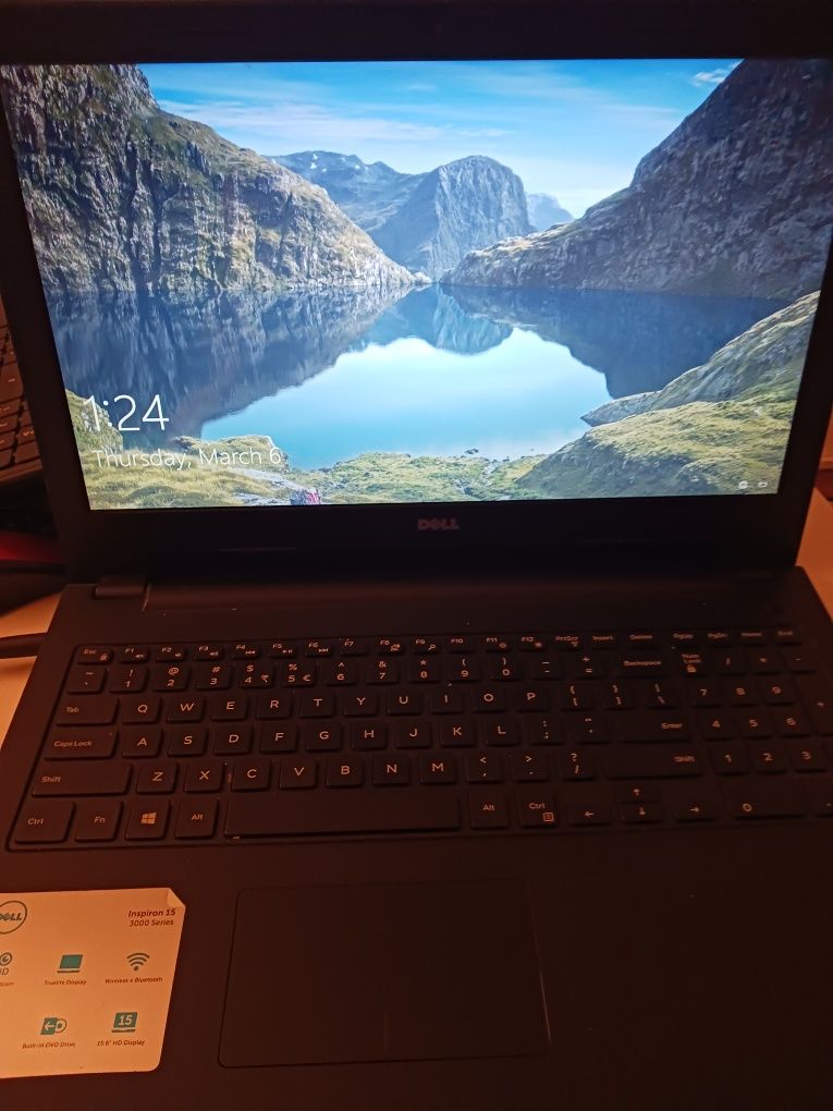 Laptop Dell Inspiron 15