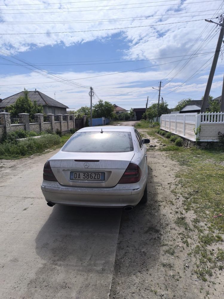 Mercedes e211 2006