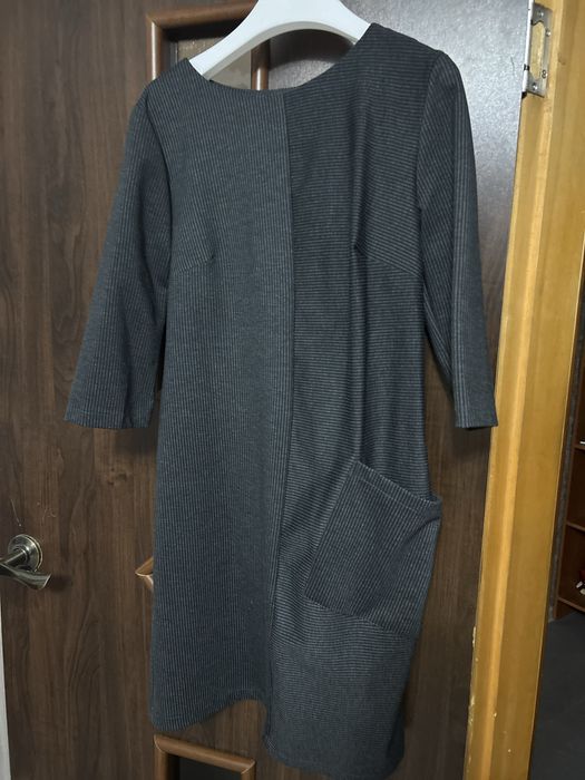 Продаю новое платье