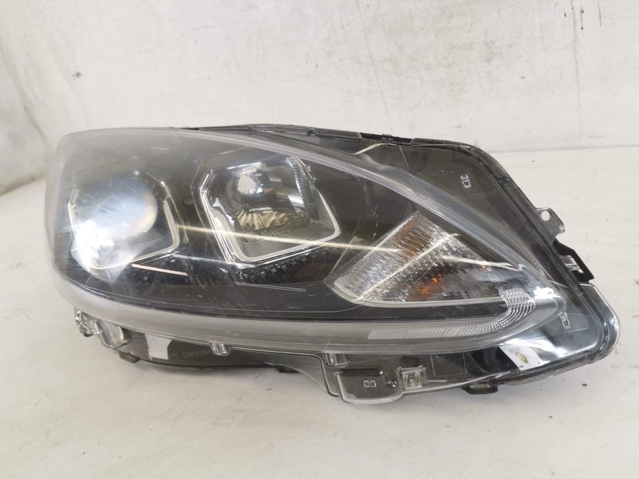 Десен фар Куга / Desен far Kuga 3 [ - ] Оригинален повреден