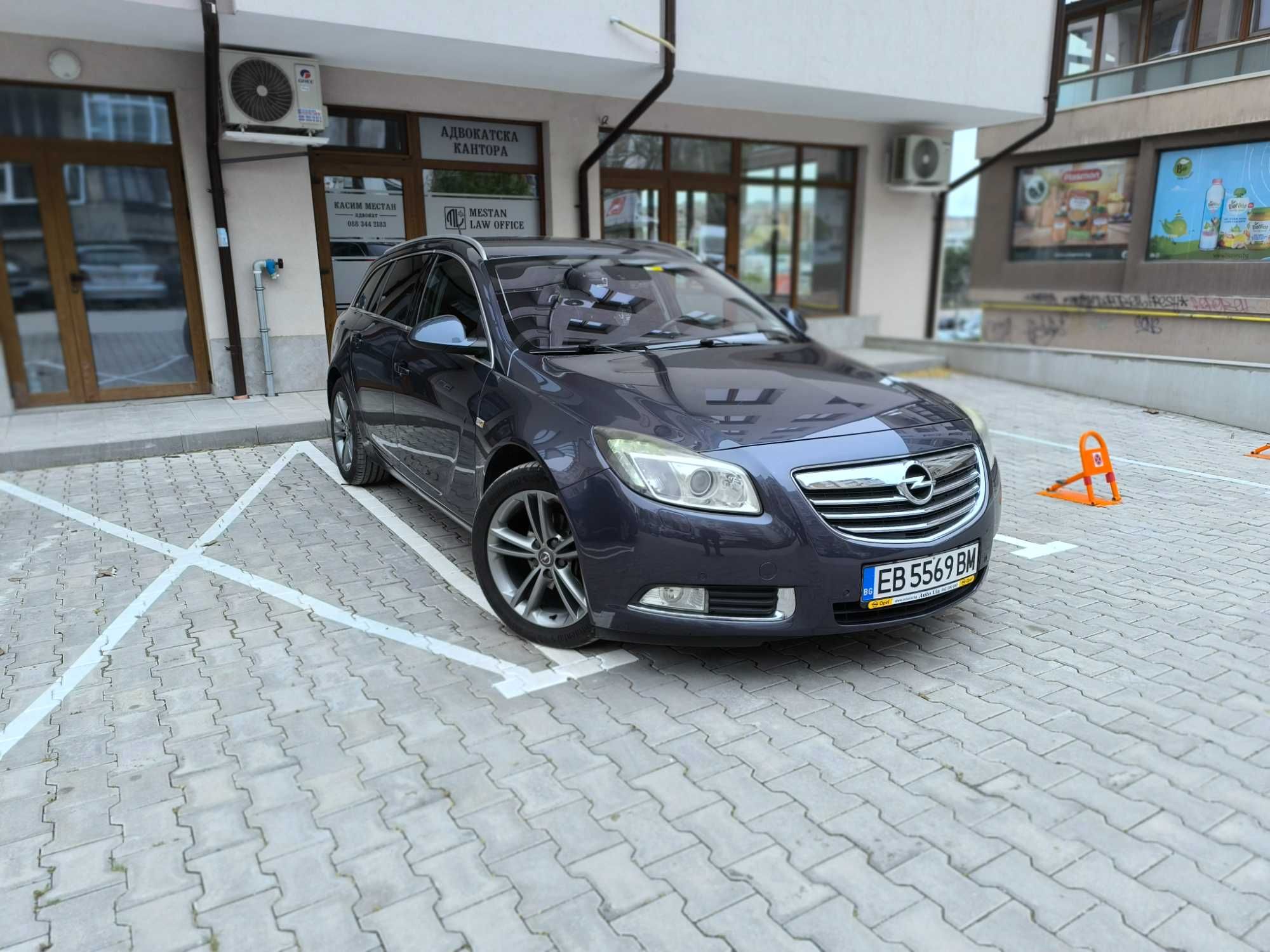 Opel Insignia БЪЛГАРИЯ