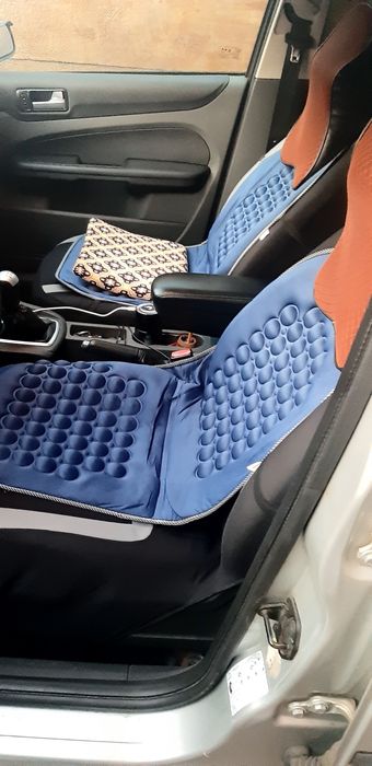 Vand ford focus , 1,6 diesel , anul 2007.