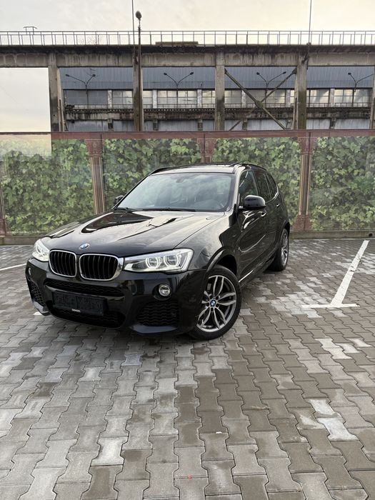 BMW X3 / M-Paket /2.0 Xdrive / Euro6 / Panoramic / Faruri Led