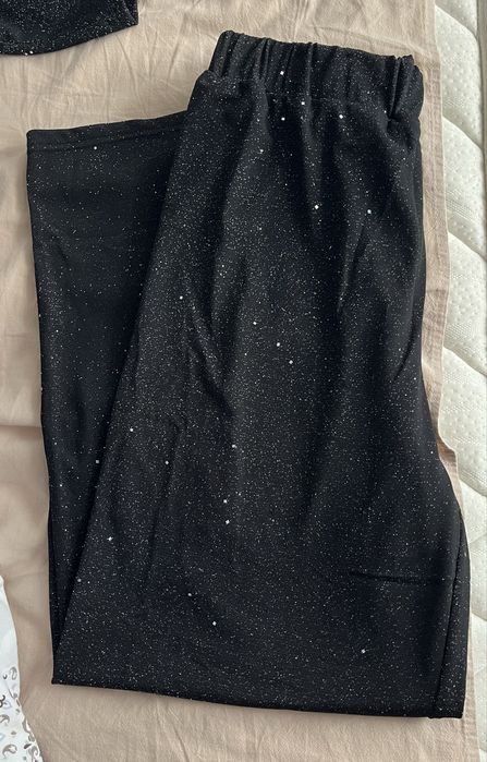 Черен блестящ комплект в размер С-М