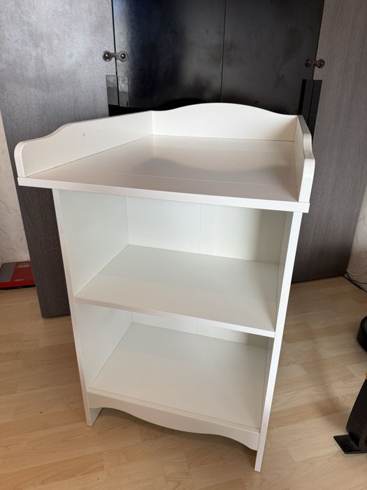 Повивалник на Икея