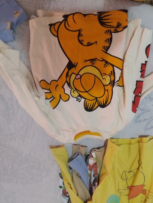 Lot  8 tricouri cu mânecă lungă  mărimea 92