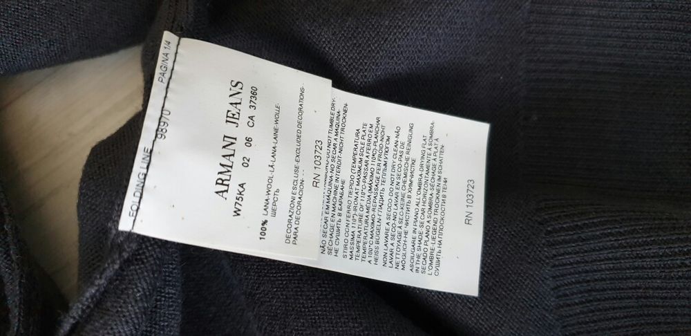 Armani Jeans AJ Wool Mens Size S/M НОВО! ОРИГИНАЛ!