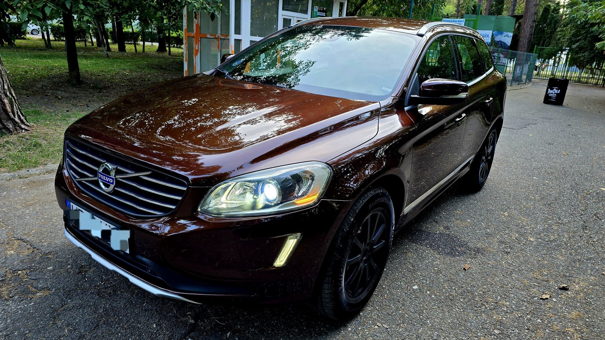 Volvo XC60-4X4-2015-2,4D-215cp-212000 km-automat-full-variante auto