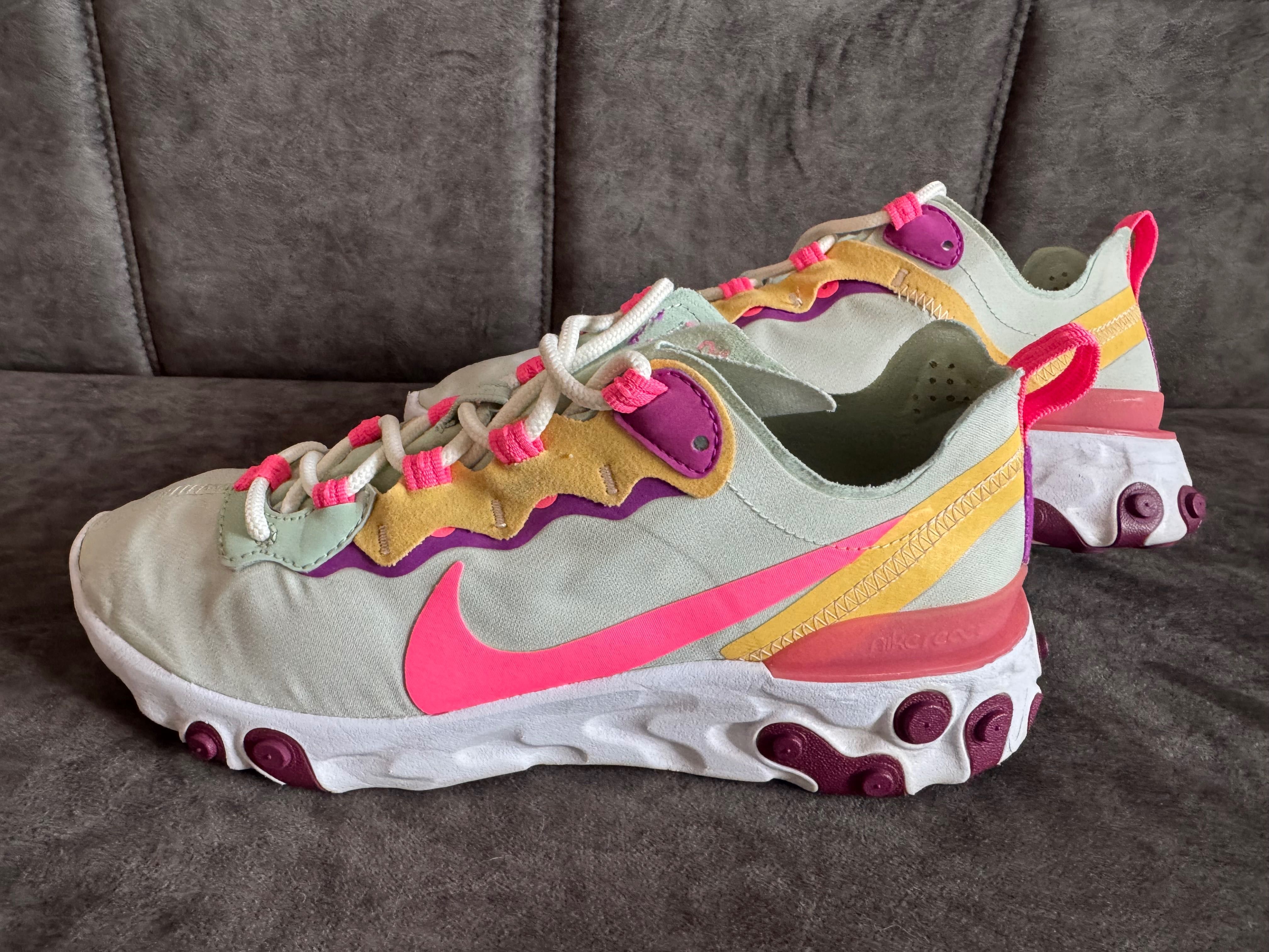 Nike React Element 55.