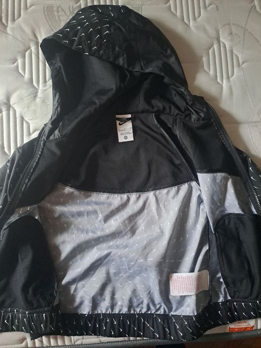 Geaca Nike fete mar M