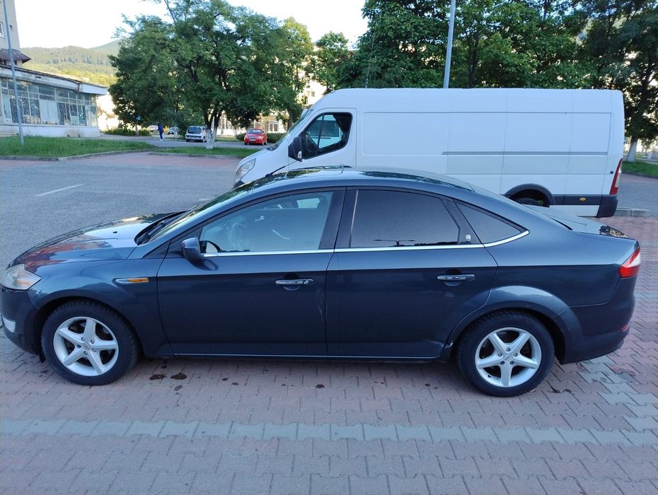 Ford Mondeo Mk4 Ghia2.0 TDCi 140 CP - Trapă - 2007