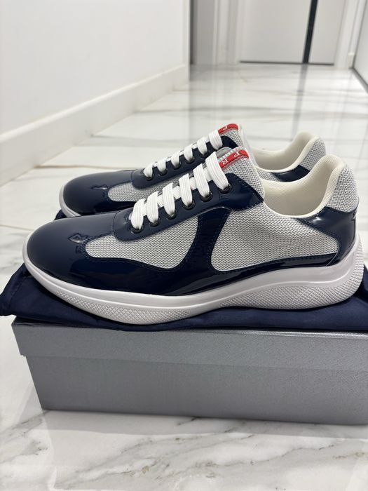 Prada Cup 44 blue
