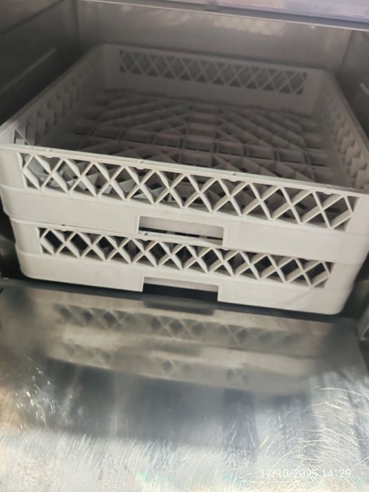 Mașina profesională vase și pahare