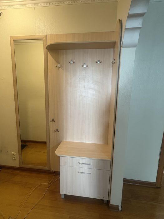 Прихожая 210х90 зеркало 210х56