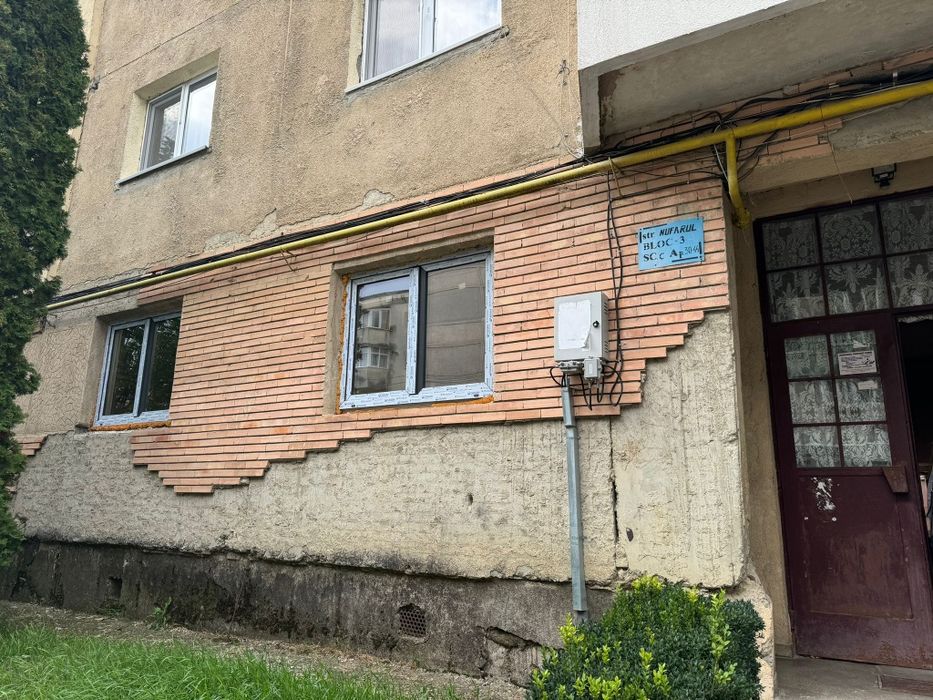 Apartament 3 camere Comănești