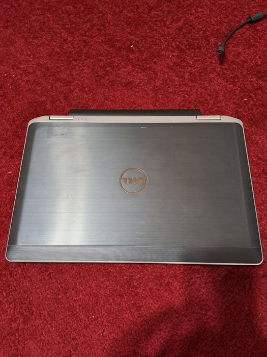 Laptop Intel I5, 8gb ddr,ssd 128 gb, baterie 2 ore