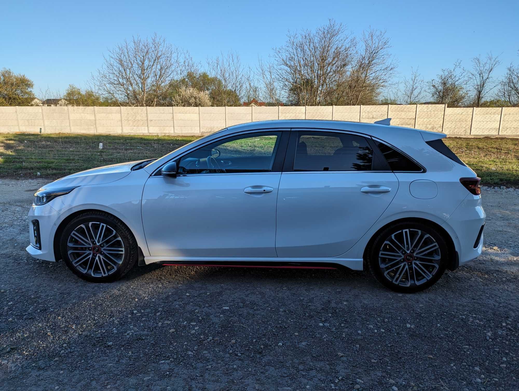 Kia Ceed GT 2019, 1.6 T-GDI 204 cai