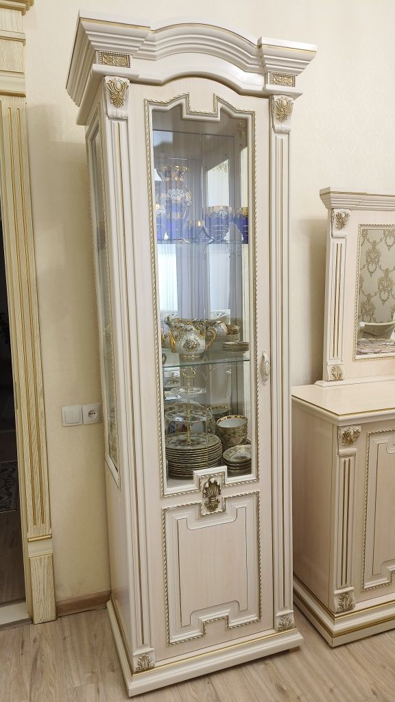 Продаётся мебель для гостиной. Производство Узбекистан..