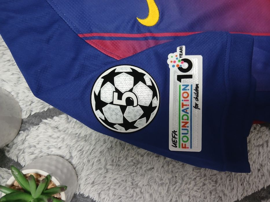 Jersey Barcelona × Lamine Yamal #10