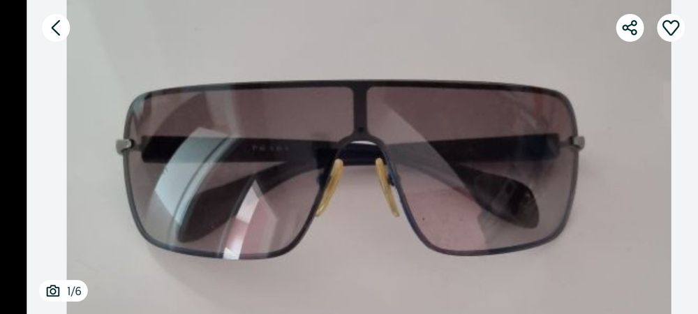 Vand 2 perechi de ochelari de soare PRADA
