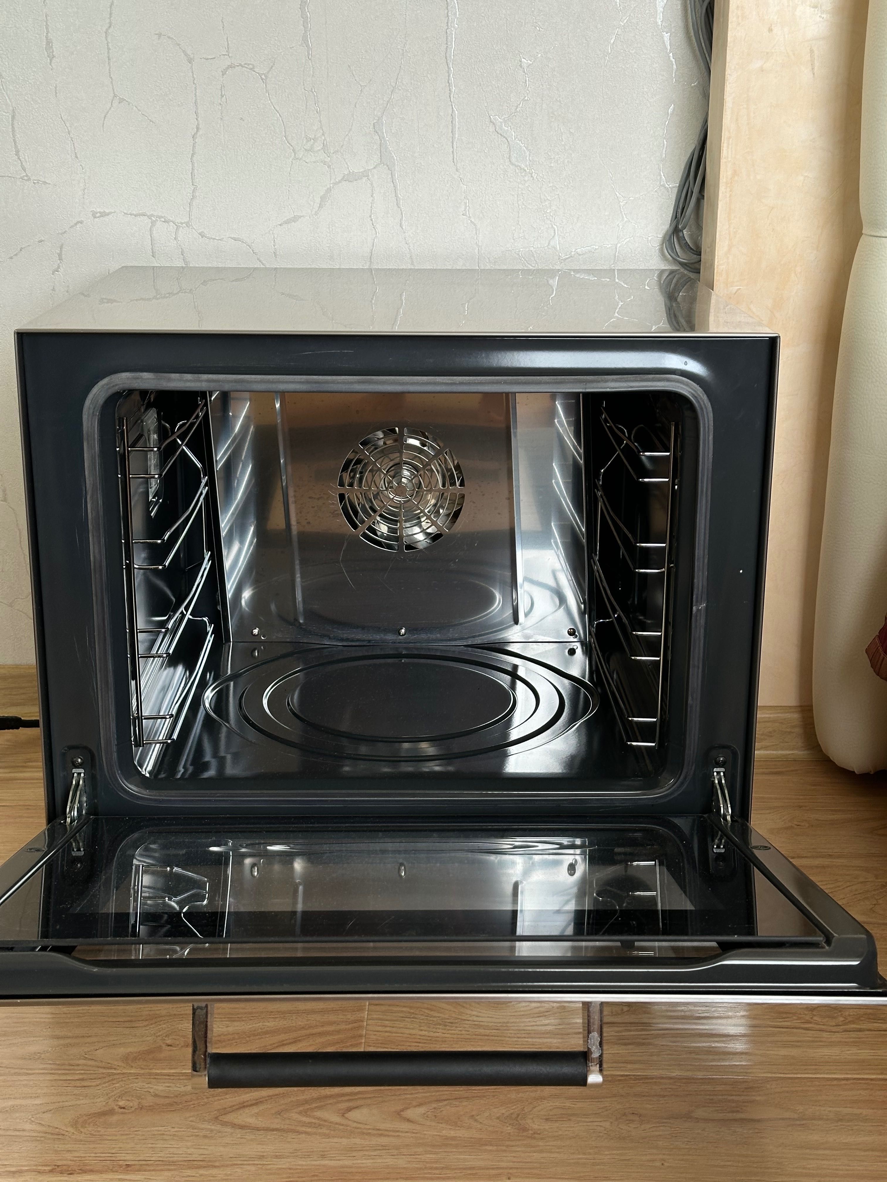 Продаю духовку SMEG в ИДЕАЛЬНОМ состоянии
