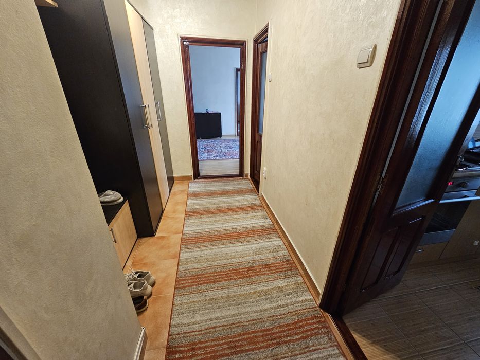 Apartament 2 camere Podu Ros sens giratoriu Otiola 5 minute de Palas