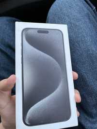 СРОЧНО ПРОДАМ НОВЫЙ Iphone 15 pro macBlack Titanium
