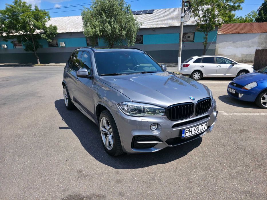 Bmw x5 M pachet distronic,camere 360,keyless,faruri led,195000km reali
