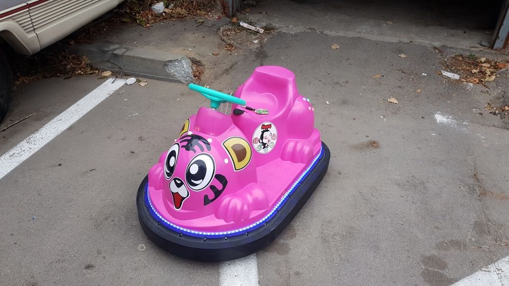 Masinuta electrica tamponata