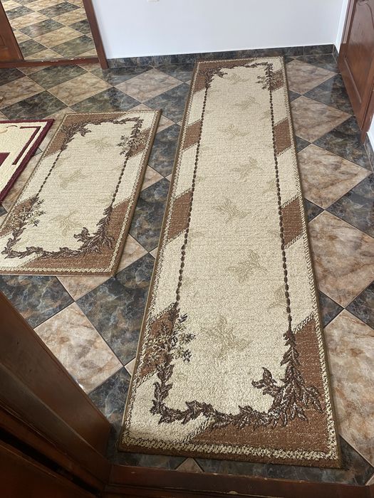 Covoare in stare buna