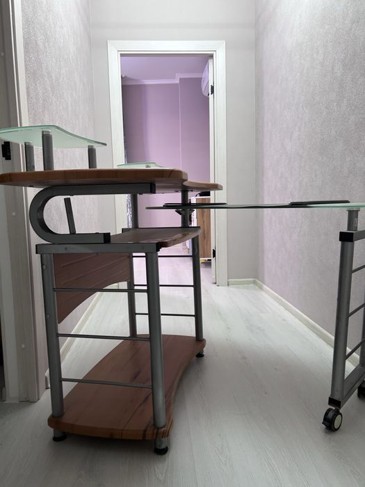 продается Стол для компьютера
