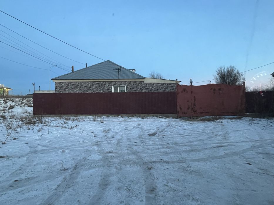 Продам дом со всеми надворными постройками и участком