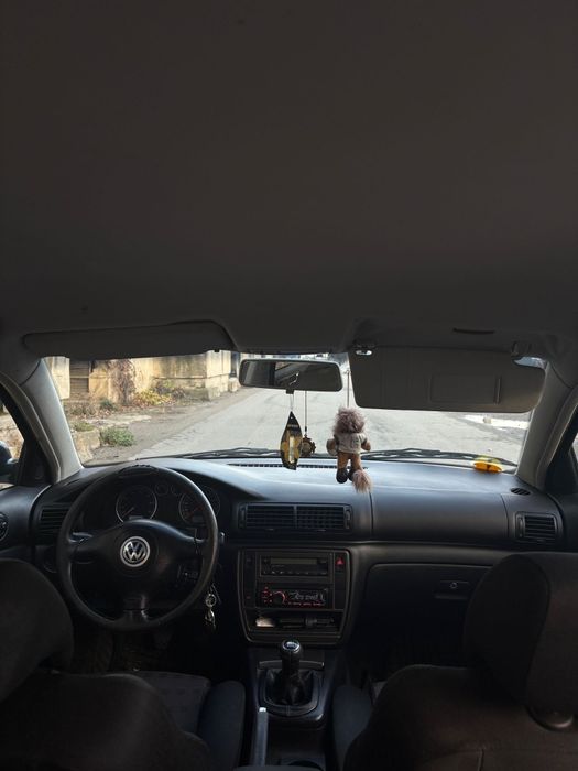Vand VW Passat 2001 B5.5 1.6 benzina