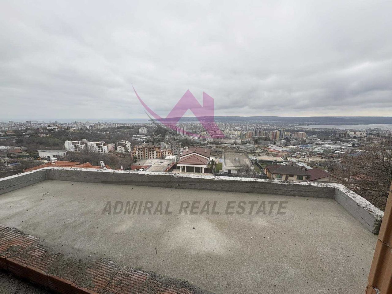 Продава се Двустаен апартамент в Варна, Възраждане 3 - 70 кв.м за 1543 €/кв.м - Снимка #4