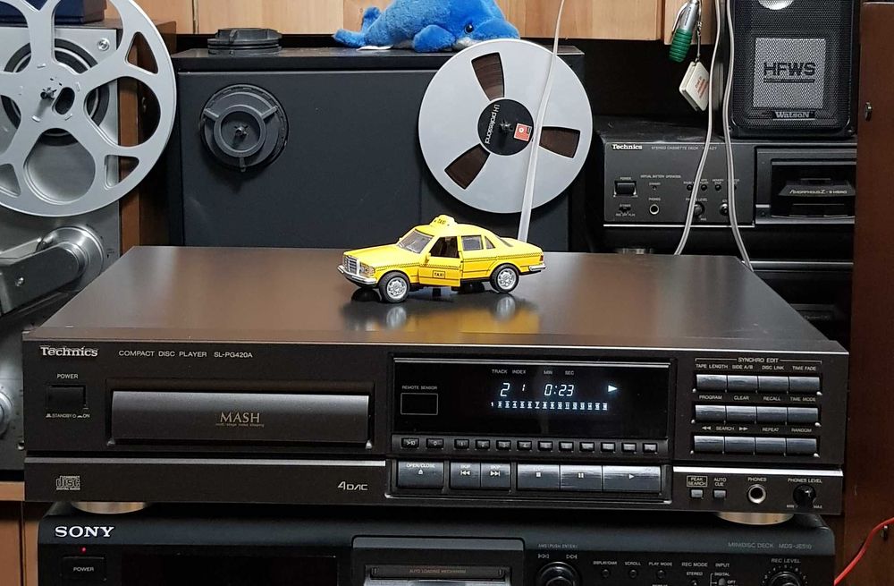 Compact Disc Audio Stereo Player Vintage TECHNICS SL PG420A BLACK