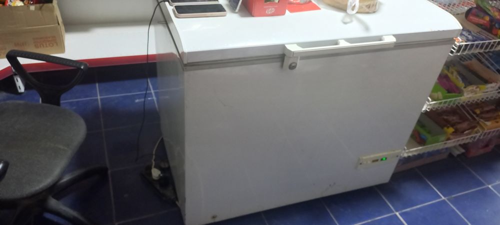 Морозильник в отличном сост