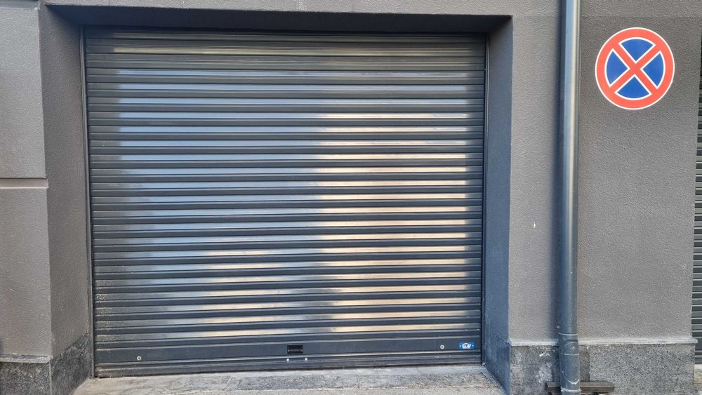 Давам под наем гараж