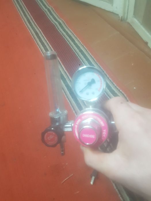 Для кислородного баллона подогрев