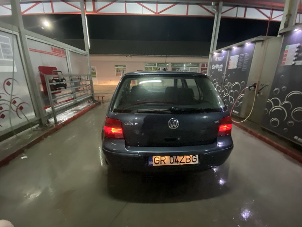 Se vinde Golf 4 1.6