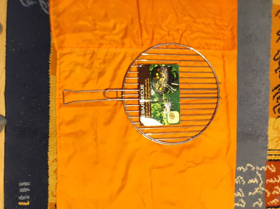 Vand  Ieftin  5 seturi  lame pentru  Tilincă  si un Grătar  fripturi .