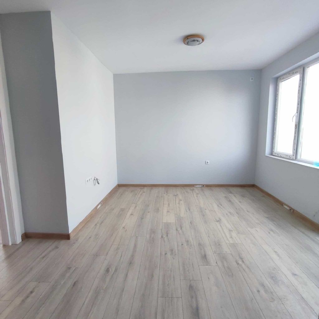Продава се Двустаен апартамент в Шумен, Пазара - 58 кв.м за 1275 €/кв.м - Снимка #3