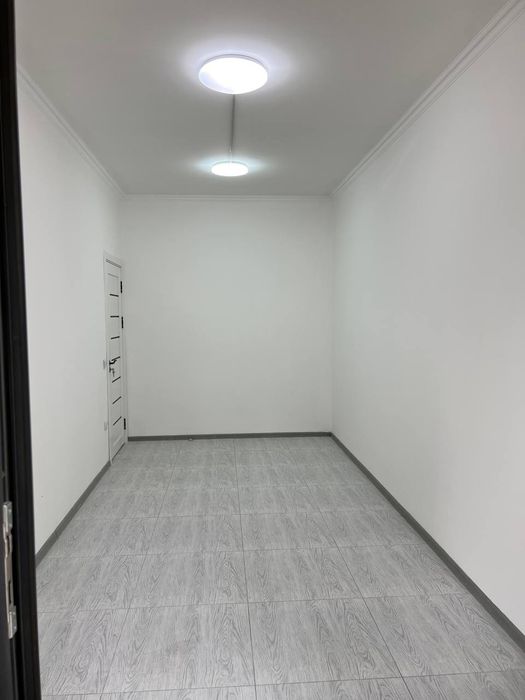 Продает Ком.недвижимость на против ЭКО базара