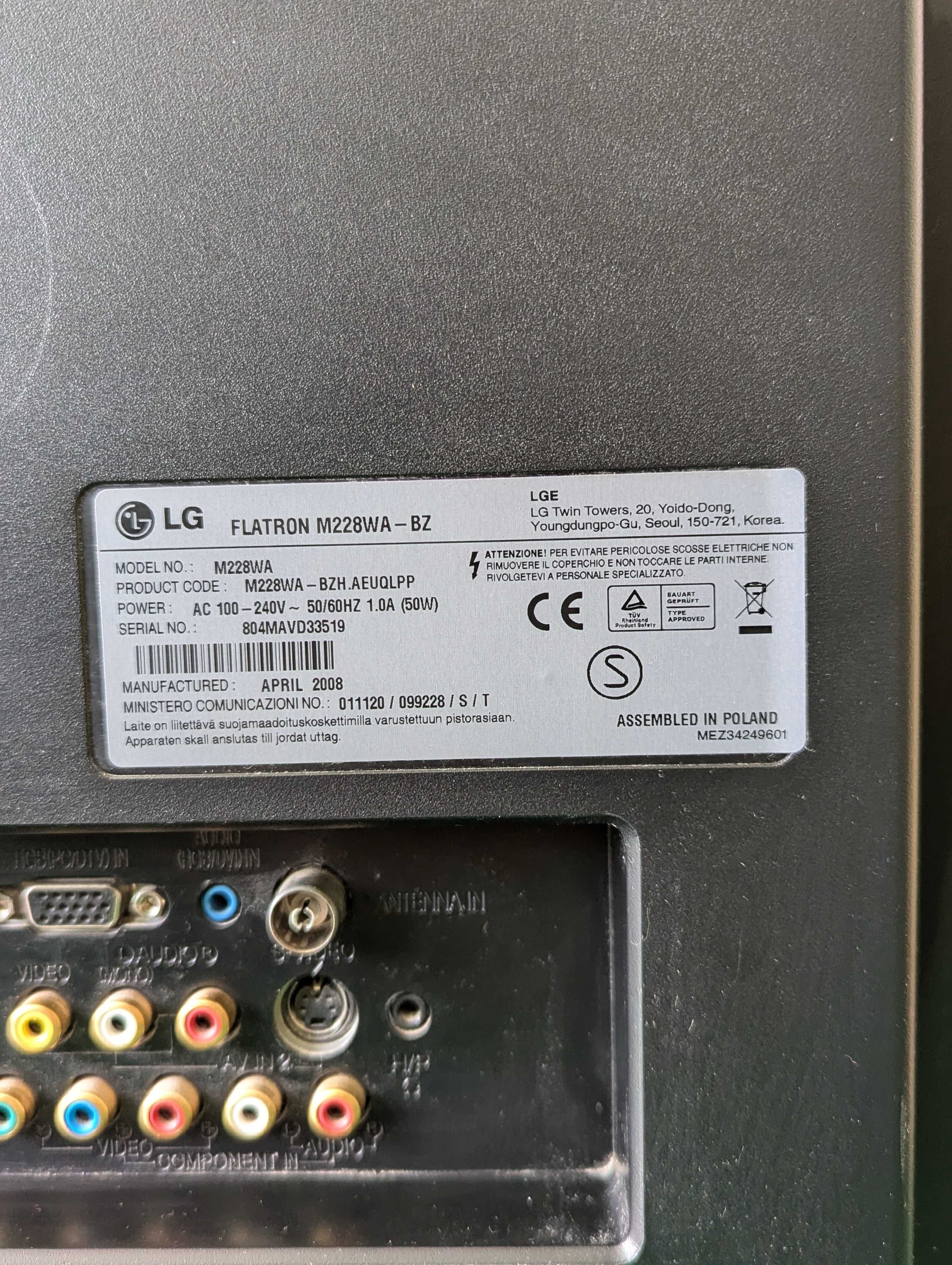 Телевизор LG Flatron M228WA